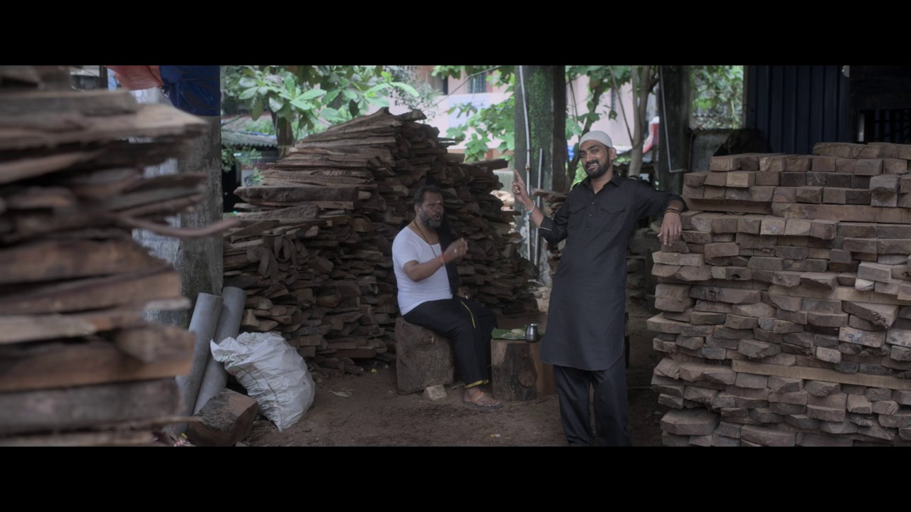 Jilabi (2025) AMZN WEB-DL Marathi 720p AVC DDP 2.0 ESub.mkv.0001